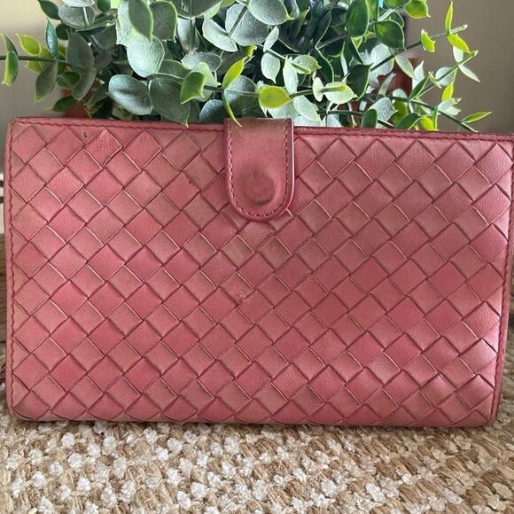 Bottega Veneta weaved leather wallet Pink Authentic - Picture 1 of 12